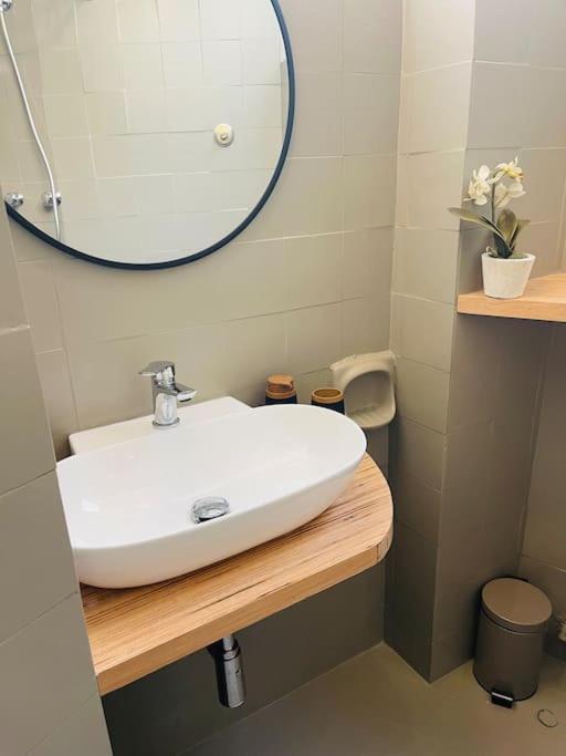 Cozy Apartment In Trastevere Ρώμη Εξωτερικό φωτογραφία